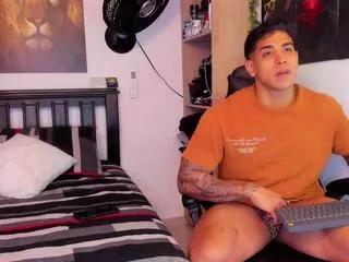 william_dracko — Freechat on Flirt4Free