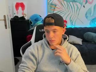 zeke_carter on Flirt4Free 