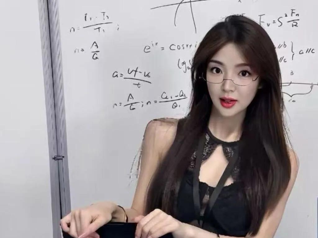 LiveJasmin AliceKayla is Private AliceKayla — i like chocolate