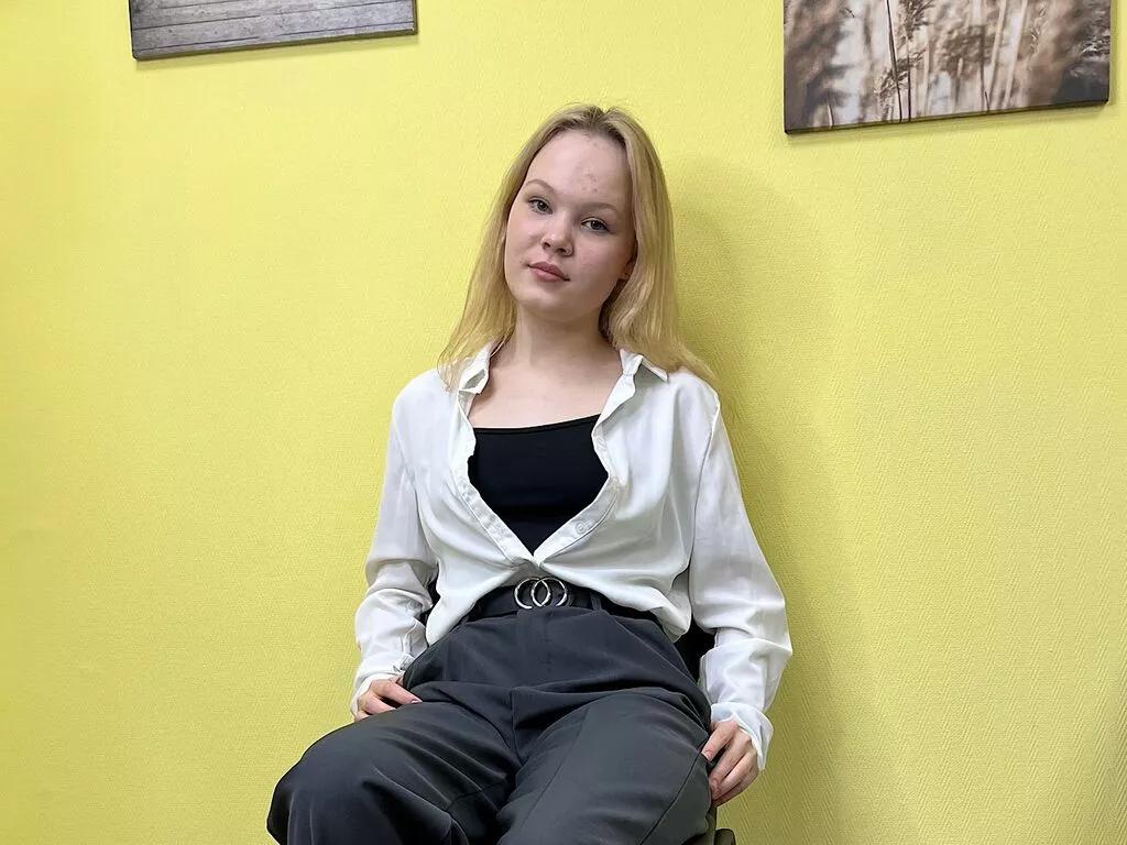 EleneBurchard — I think I like dancing the best. I would have danced my whole life. Also for little things, I really like to go for walks and have a good coffee 