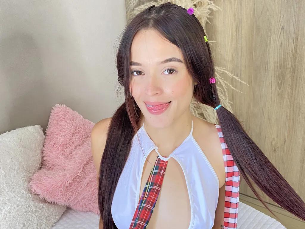 LiveJasmin EmilyDiluca is Freechat EmilyDiluca — I like to be dominated and wake up