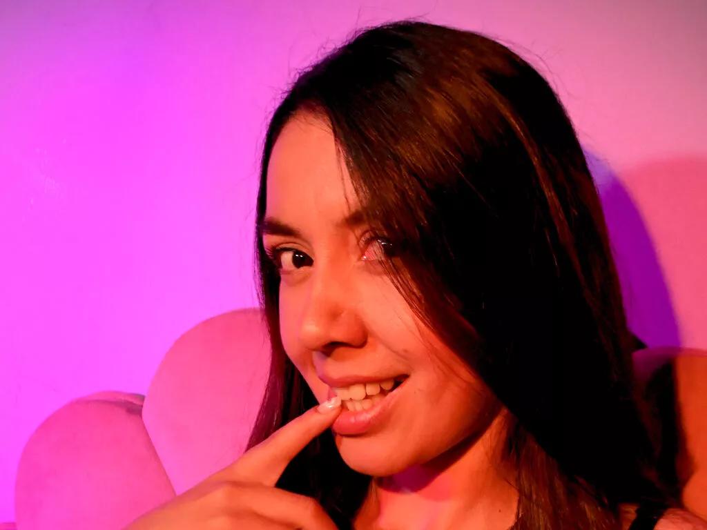 IssabellaEvans on LiveJasmin 