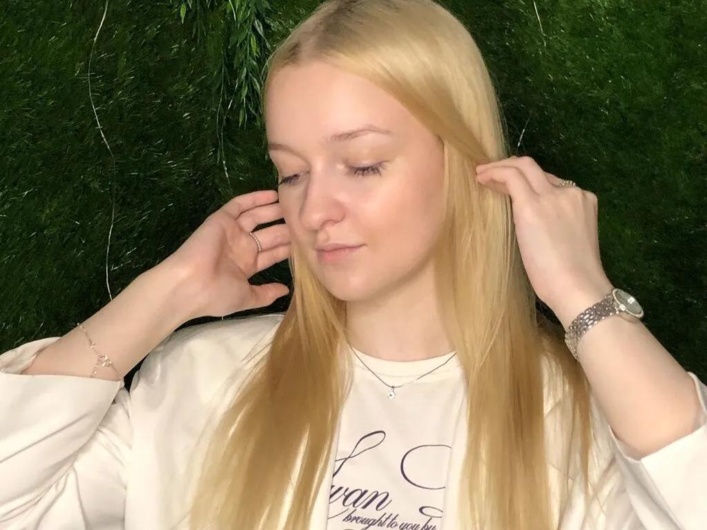 MadalineStehlik's avatar