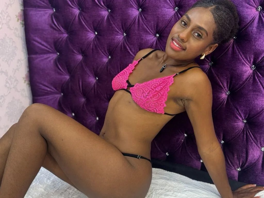 LiveJasmin MartinaSky is Freechat MartinaSky — I like to workout a lot, jogging in the morning is my favourite.