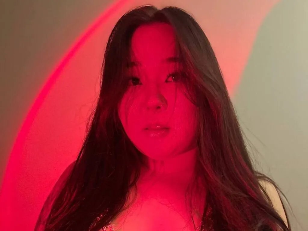 LiveJasmin MeiKim is Private MeiKim — Passion, toys and flirting.