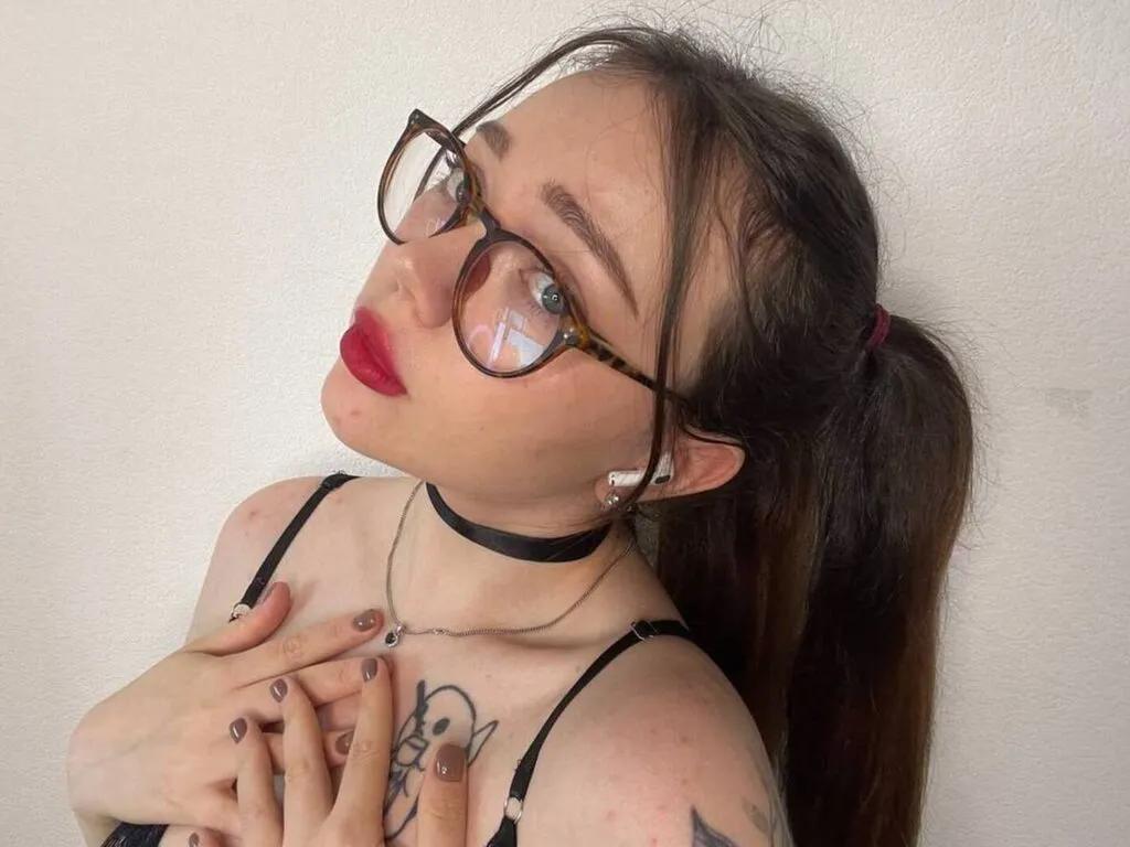 MilenaHailey — many people say that Milly inspires and supports everyone who is around her, that's why she expects the same towards her