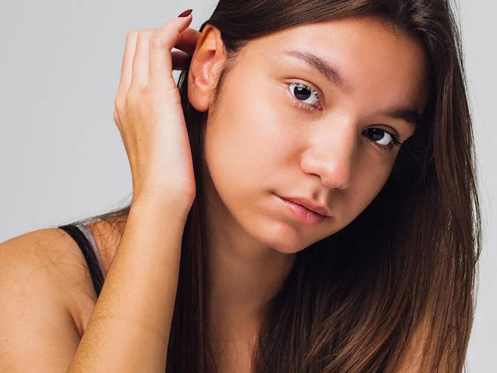 NoeliaZiler — Most of all I love positive people. You and I will become friends if you are kind to me and know how to cheer me up. I also like to walk and listen to music
