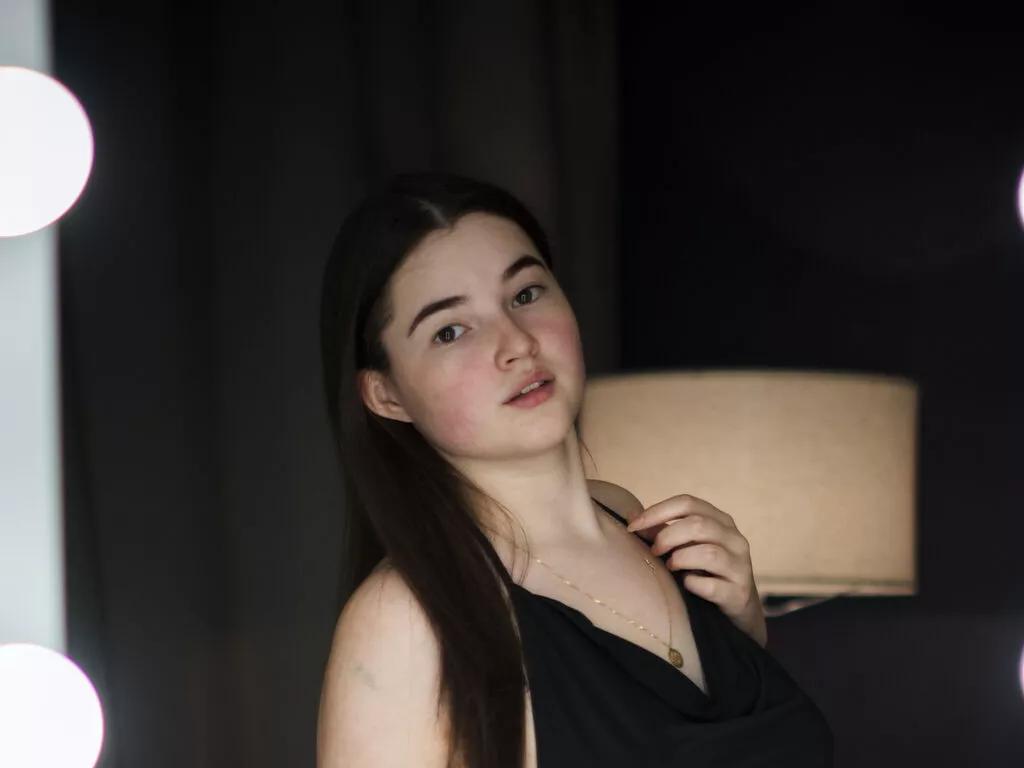 PrudenceHaimes — 1. I love watching youtube!

2. I love getting together with friends!

3. I love the outdoors.

4. My passion is video blogging.

5. It's weird, but I love studying at my university. I love gaining new knowledge!