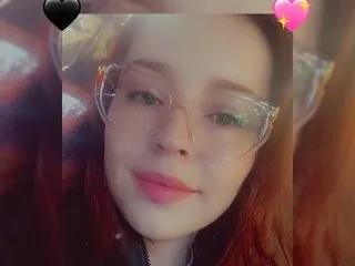AgathaBms — Sumrgete en un espectculo de seduccin donde Tentacin Irresistible te lleva a un viaje de deseo y pasin. Con movimientos sensuales y miradas provocadoras, ella te invita a explorar tus fantasas ms profundas.