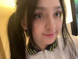 Alice_ayres — I love good men who are generous and caring, and play with me.