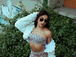 Streamate AliDiaz is Group AliDiaz — Vous decouvrirez des moments pleins denergie, des taquineries intenses, des jeux visuels, de la lingerie provocante et de nombreux fantasmes a realiser. Chaque show est unique, spontane et cree pour que vous ayez limpression detre seul avec moi