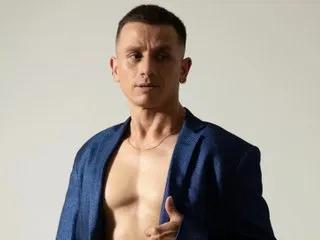 Andrew_Falcon — It is not just a show ... It is how my body use to seduce, provoke and let the client be lost at the time. please and please is what I want
