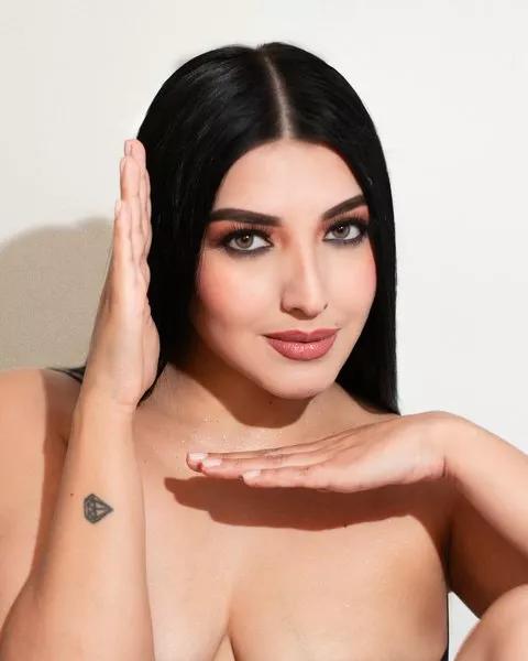 ArianaCortes on Streamate 