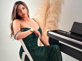 carolinagrey18 — An elegant woman who likes sophistication, conversations, love and experimenting.
sex - love  and plesasure...