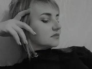 CookieSue — In my live show I love to share tenderness, soft whispers and warm smiles. It's a space where you can relax, feel cared for and enjoy a moment of calm intimacy together.