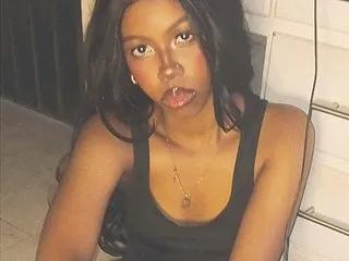 Streamate Dakota_evans18 is Group Dakota_evans18 — En mi show combino sensualidad, ritmo y una sonrisa que te atrapar?. Me encanta bailar, coquetear y dejar que el deseo fluya de forma natural hasta que la temperatura suba.