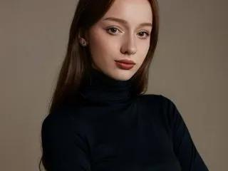 Streamate FoxyMayy is Group FoxyMayy — I'm excited to welcome you to my room. Are you ready for an experience full of fun and sensuality? I am a mature woman who loves to explore her deepest desires and share exciting moments with you