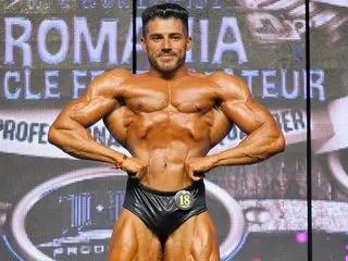 HardMusclesXXX — Enter my world of dominance and opulence as I flex my muscles with a confident grin, a potent cocktail of strength and charm. This is an invitation to all muscle/cash slaves seeking the ultimate surrender.