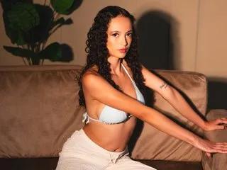 JuliettaBleer — Sumergete en un viaje de placer donde cada movimiento mio esta dise?ado para provocarte. Soy tu fantas?a hecha realidad, mezclando seduccion, miradas traviesas y caricias prohibidas que encenderan cada rincon de tu imaginacion.