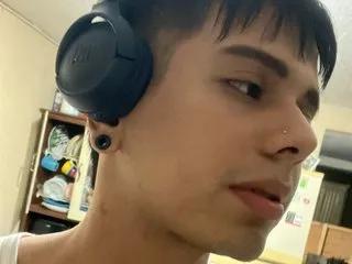 Streamate kevinsole is Group kevinsole — Mi fuerte brazos, mi gran cuerpo y mi polla dura te estan esperando