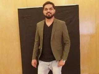 King_Kumar — I love being kinky and dirty talking , cock bondage ,verbal (degrading only if you are into it) , 
using submissive slave ,being totally naked  and masturbating .