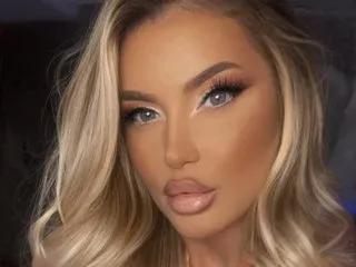 Streamate LannaGracesX is Group LannaGracesX — Hey there! ???? I'm your blonde fantasy with eyes so blue, you might just get lost in them. Sweet on the outside, playful on the inside, I love turning casual chats into unforgettable experiences.