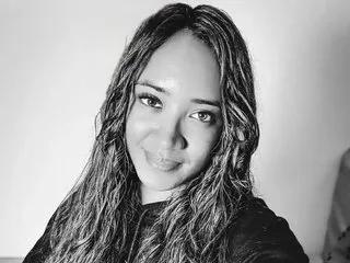 Streamate Lauren_Browm is Group Lauren_Browm — en mi sala planeo hacerte fantasear con mi sensualidad que ambos seamos uno y pasemos un momento muy caliente