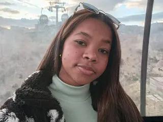 marilunabrown303av — I am a hot woman who wants to play to get several orgasms I am a orgasmic multio ... I like to do squirt and wet the vagina with my fluids and spit on my tits ...