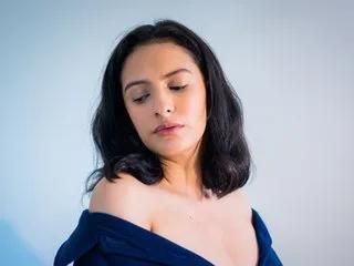 MIAPORTMANN — I love talking and learning about you, I want to make you feel good with me, know your secrets and explore our bodies together. Please be gentle with me. We can talk, have fun, we can be friends and be naughty. What do you like?