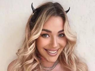 MiaSinfull on Streamate