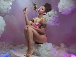 MirandaYong — I love teasing you slowly while dancing with my sensual moves. I enjoy oil play, soft moans, and deep, wet sensations. Let's explore deepthroat, JOl, anal play, and more -- always with connection, rhythm and chemistry.