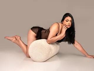 SaharaLyn — en mi show encontraras mamada, penetracion, anal, streptease, doble penetracion y mucho mas, una buena conversacion caliente.