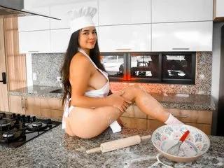 SophieWyldee — Benvenuto! Sono Sophie e sono qui per condividere con voi momenti divertenti ed emozionanti. Con me vivrai un ambiente accogliente e vivace, dove la connessione ? la cosa pi? importante. Mi piacerebbe molto incontrarti, quindi preparati a divertirti.