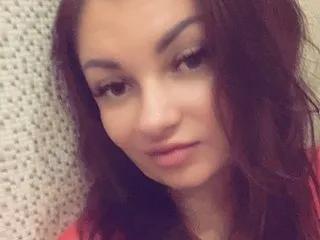 Streamate Sunbeammm is Group Sunbeammm — I may seem shy at first, but once you get to know me, you'll discover a playful, sensual side hiding beneath the surface. I'm the sweet brunette with soft smiles, flirty glances, and a heart full of fantasy.