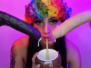 Tara_Red on Streamate 