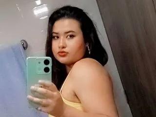 VELVETHUNTER_VC — My show is all about connection and intimacy. I'm tender, curious, and love to take things slow