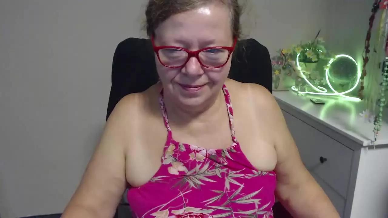 Freechat AdeleeModel on Streamray