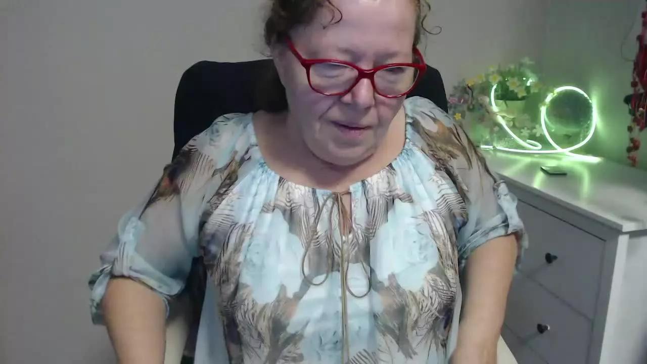 Freechat AdeleeModel on Streamray