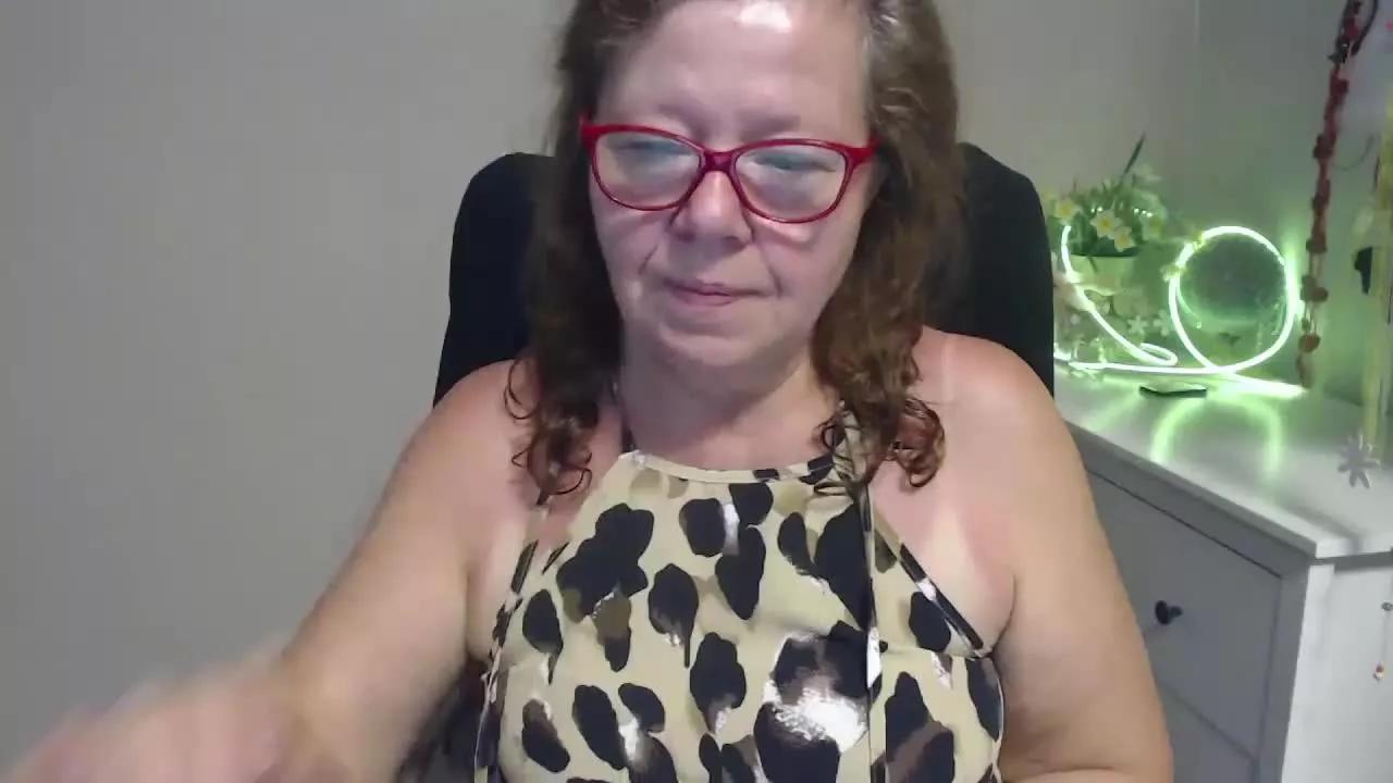 Freechat AdeleeModel on Streamray