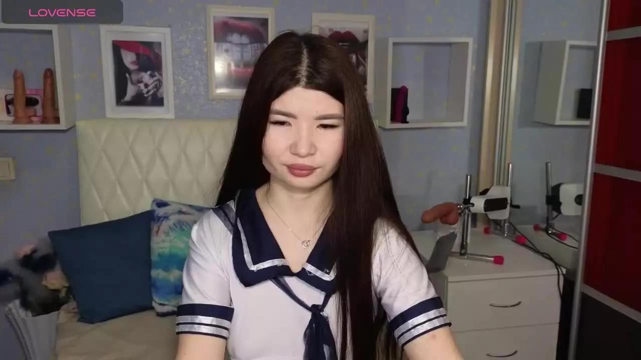 AikoAkiyama on Streamray 