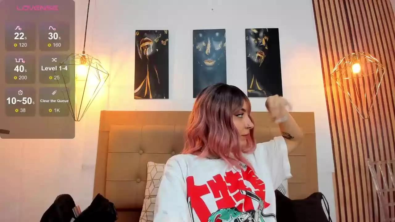 AlesziaRose on Streamray 