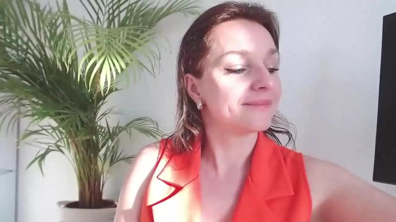AliciaTease on Streamray 
