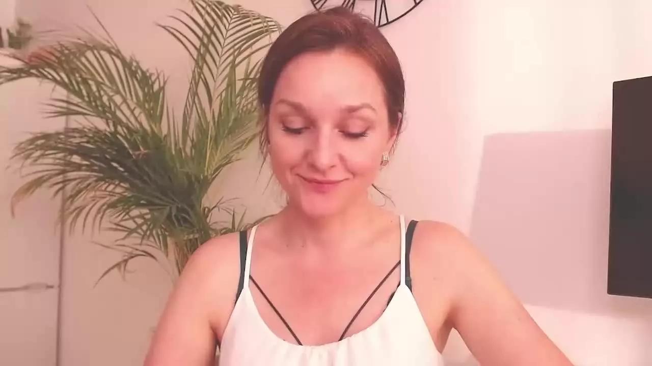 AliciaTease on Streamray 