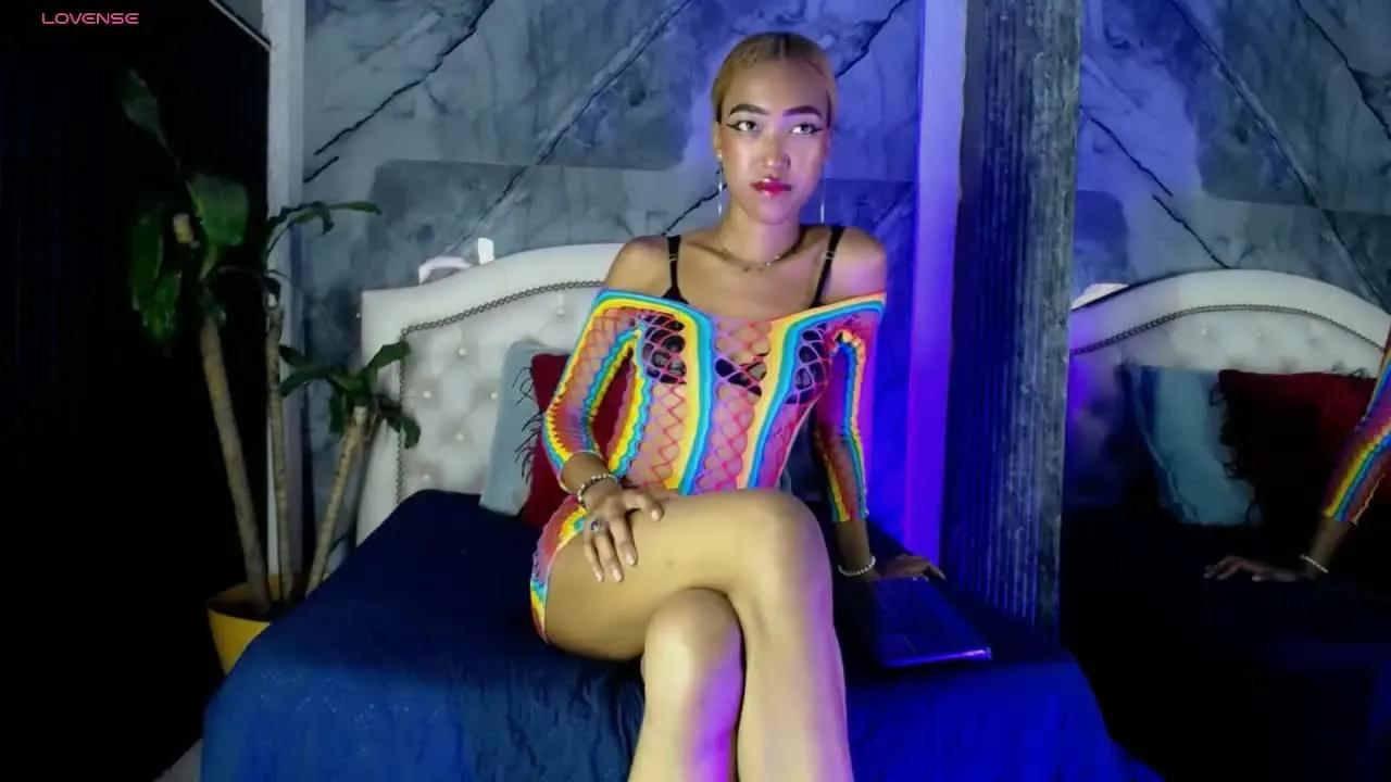 AlishaEbonyy — Freechat on Streamray