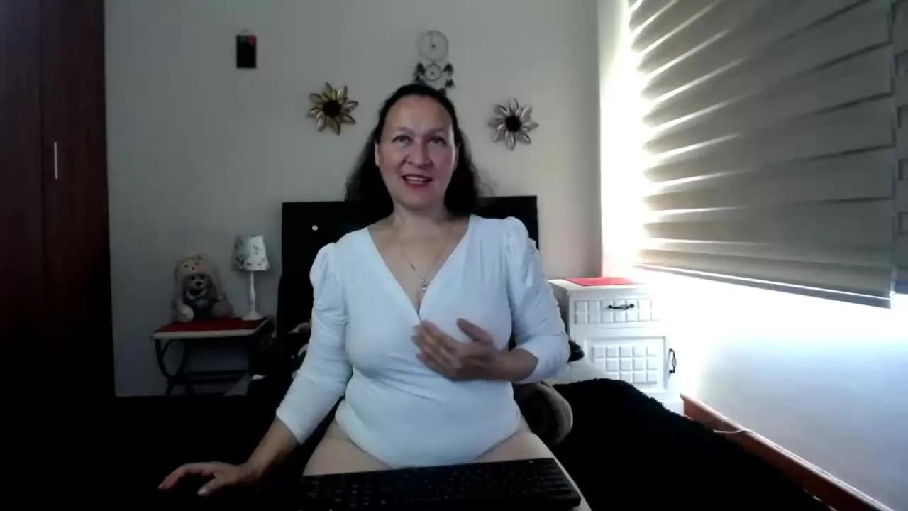 Streamray Anya_Green is Freechat Anya_Green — Freechat on Streamray