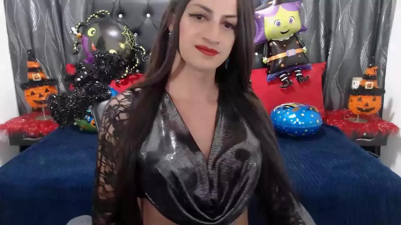 ArianaStarsTS on Streamray 