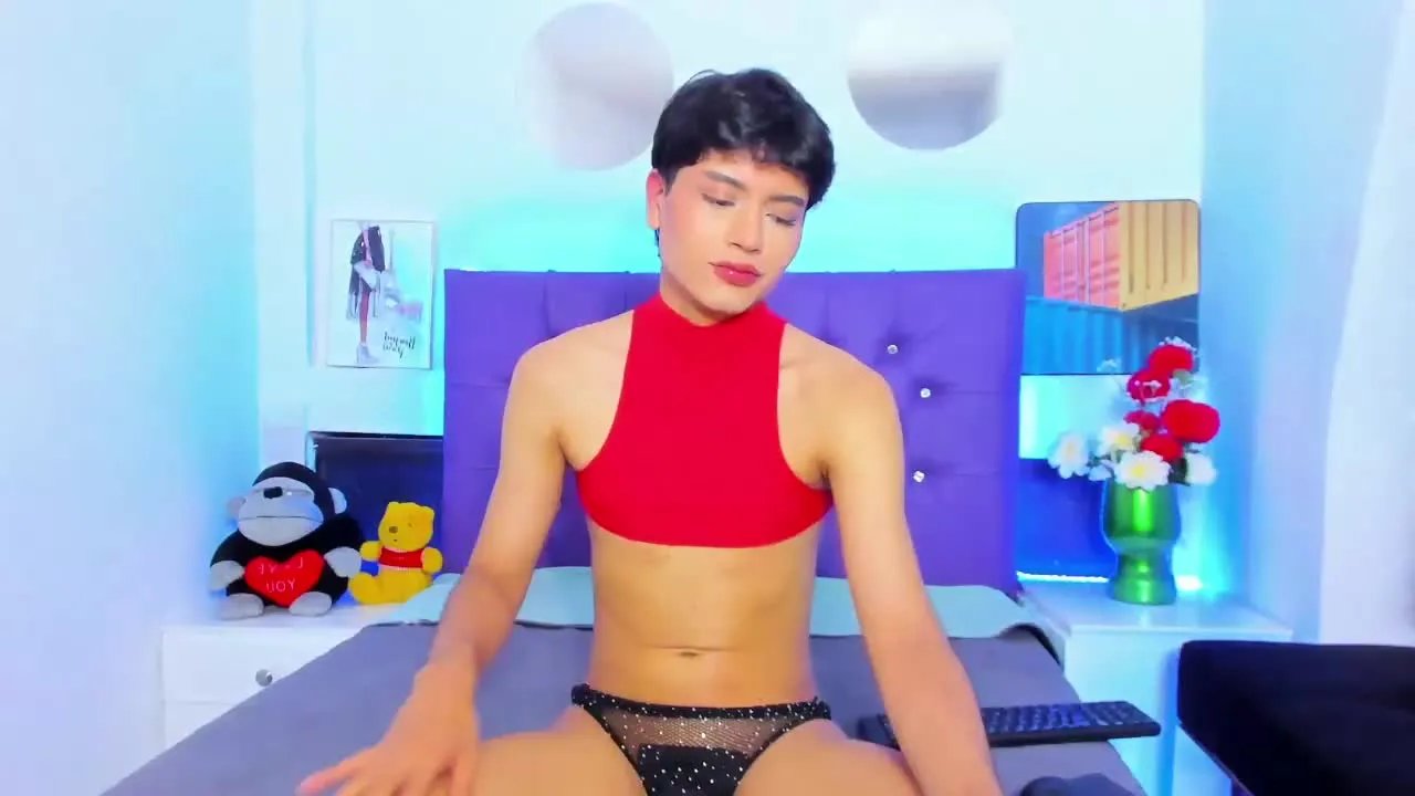 Ariel_evans69TS on Streamray