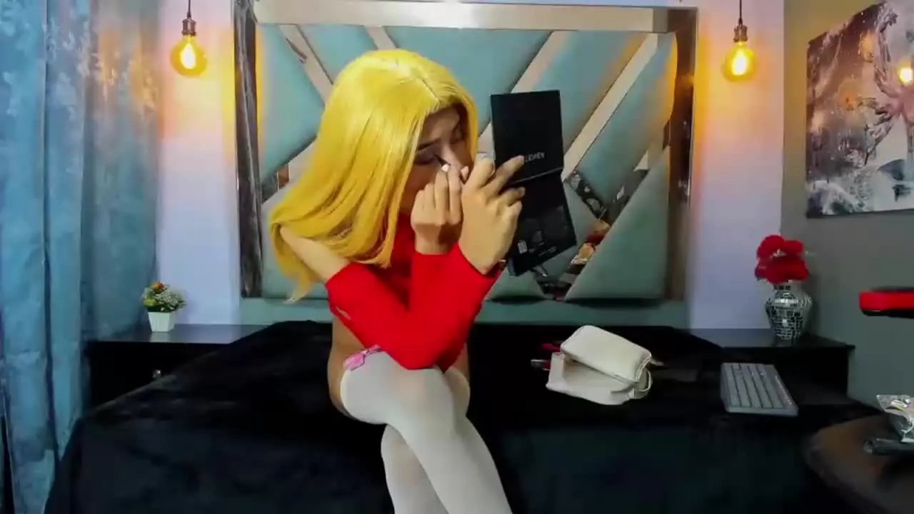 Ariel_evans69TS on Streamray