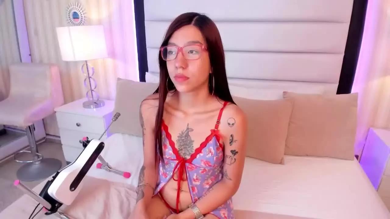 AshleyRoberth on Streamray 