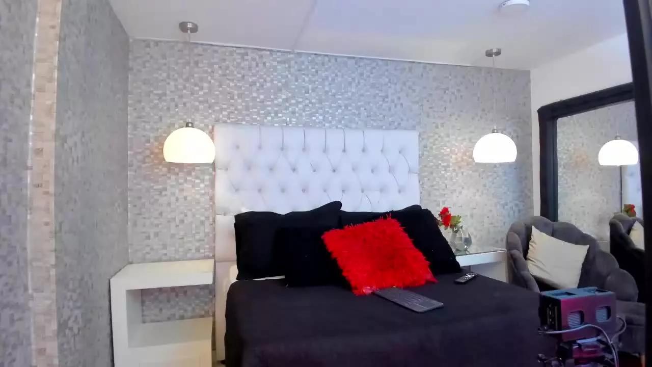 AshleyRoberth on Streamray 